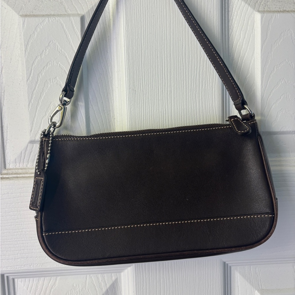 Vintage Coach Y2K Dark Brown Leather Shoulder Bag